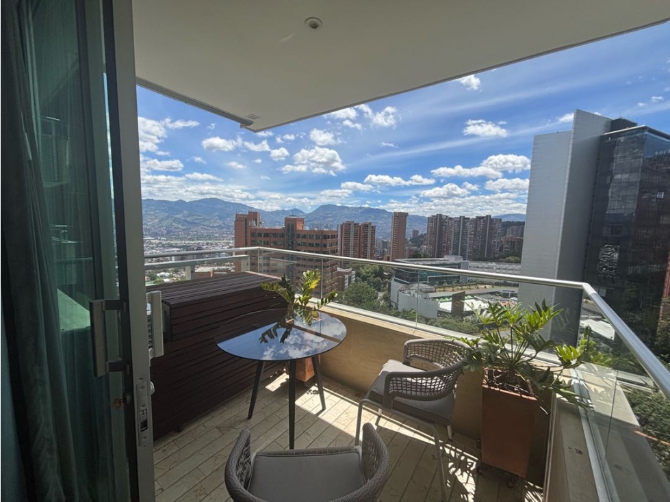 ARRIENDO APARTAMENTO AMOBLADO EN EL POBLADO CERCA TESORO, HOTEL ESTELA