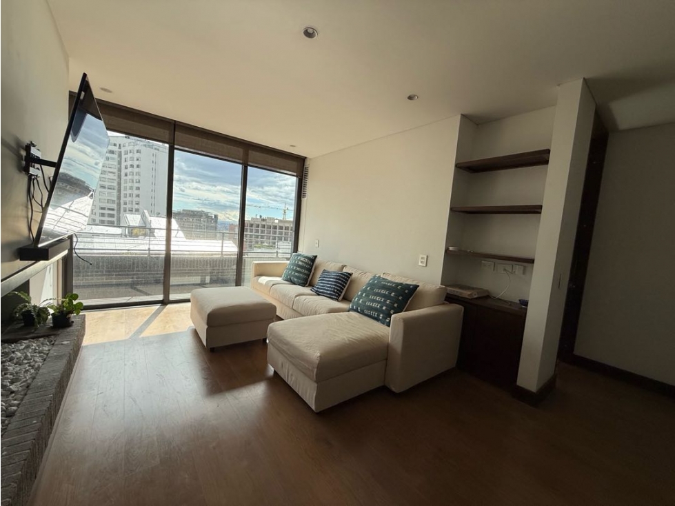 Apartamento en arriendo Amoblado Retiro — foto 2