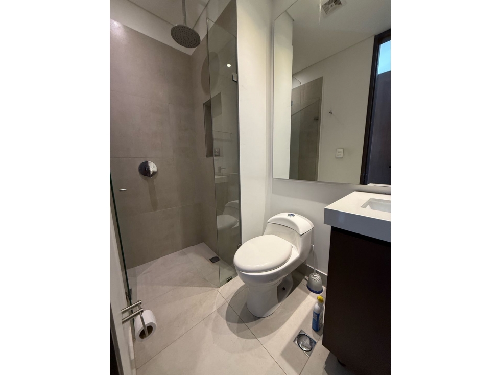 Apartamento en arriendo Amoblado Retiro — foto 6
