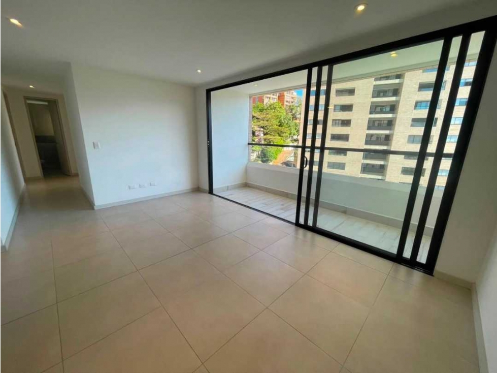 ARRIENDO APARTAMENTO CASTROPOL — foto 3