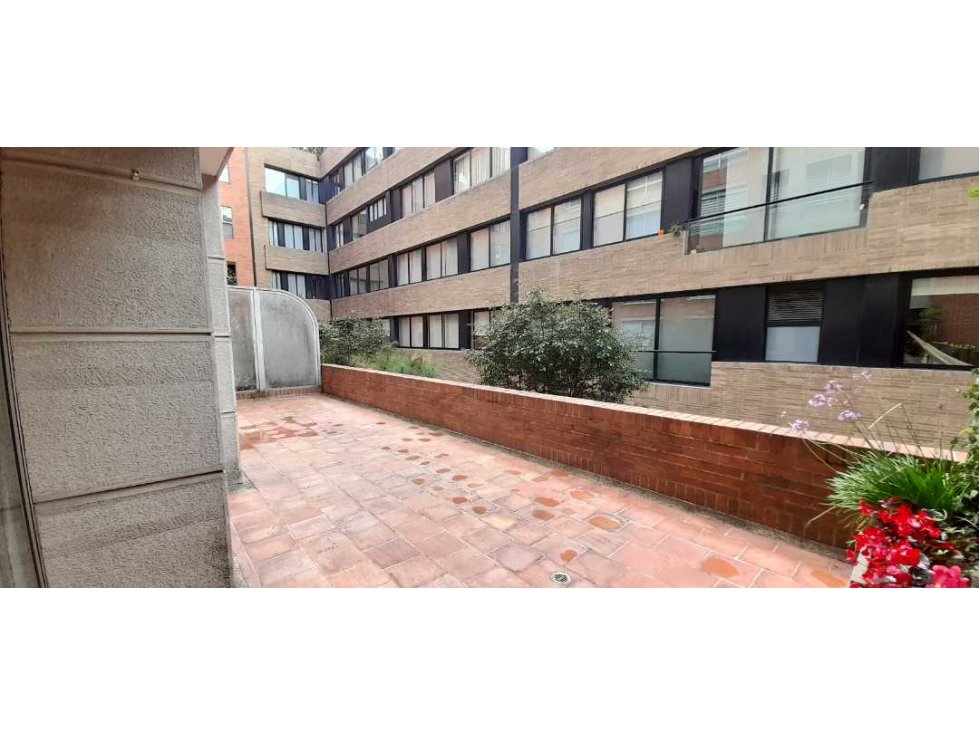 ARRIENDO APARTAMENTO CHICO RESERVADO CON TERRAZA 20 METROS - 2