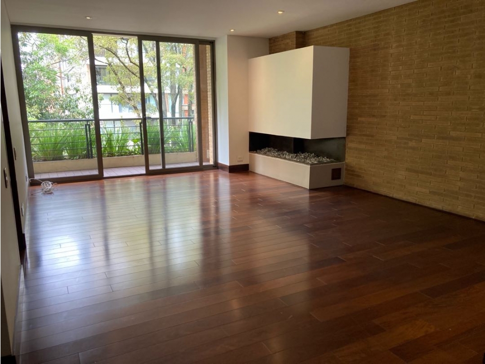 ARRIENDO APARTAMENTO CHICO RESRRVADO