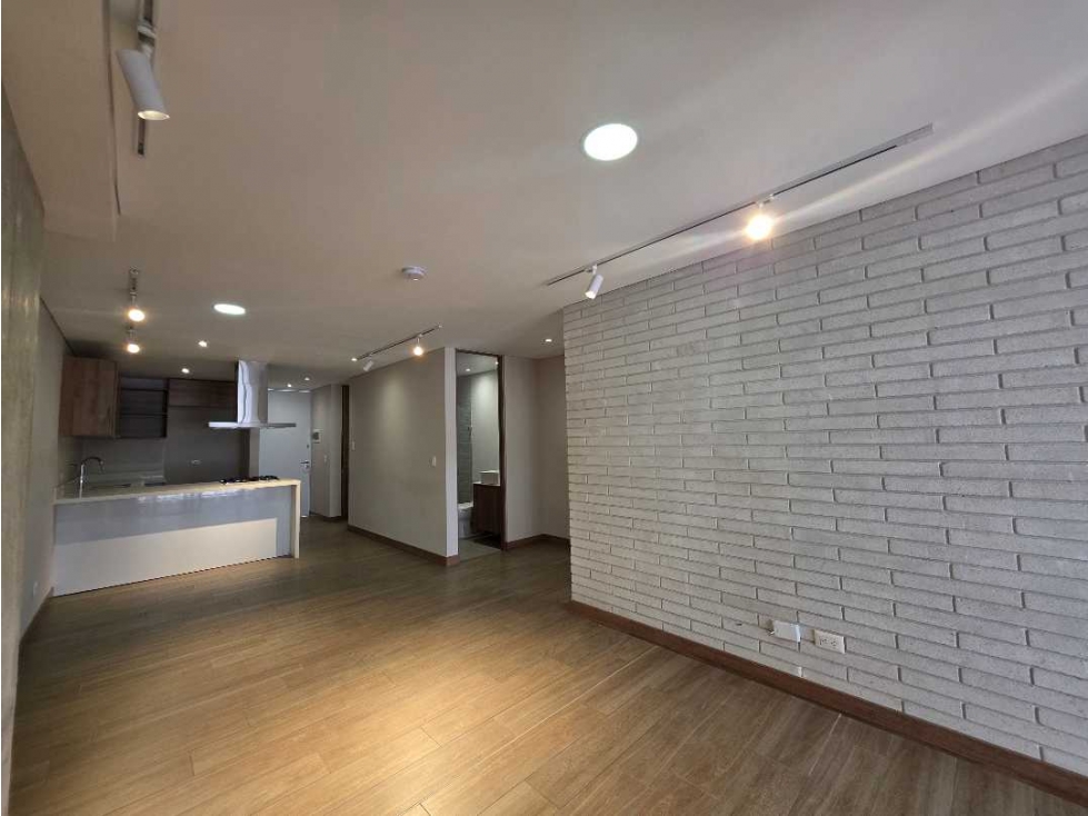 ARRIENDO APARTAMENTO CIUDAD DEL RIO