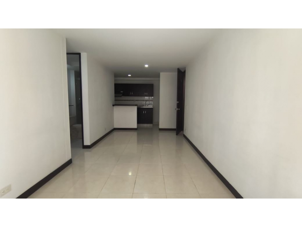 ARRIENDO APARTAMENTO CIUDAD DEL RIO