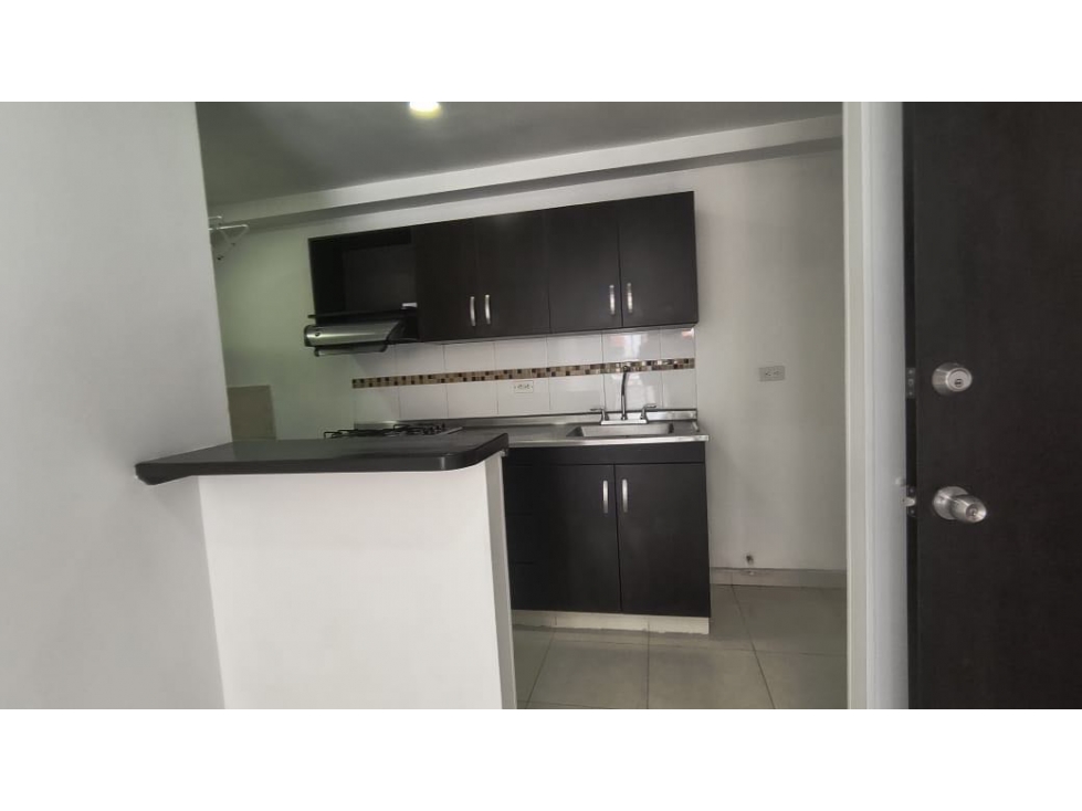 ARRIENDO APARTAMENTO CIUDAD DEL RIO — foto 6