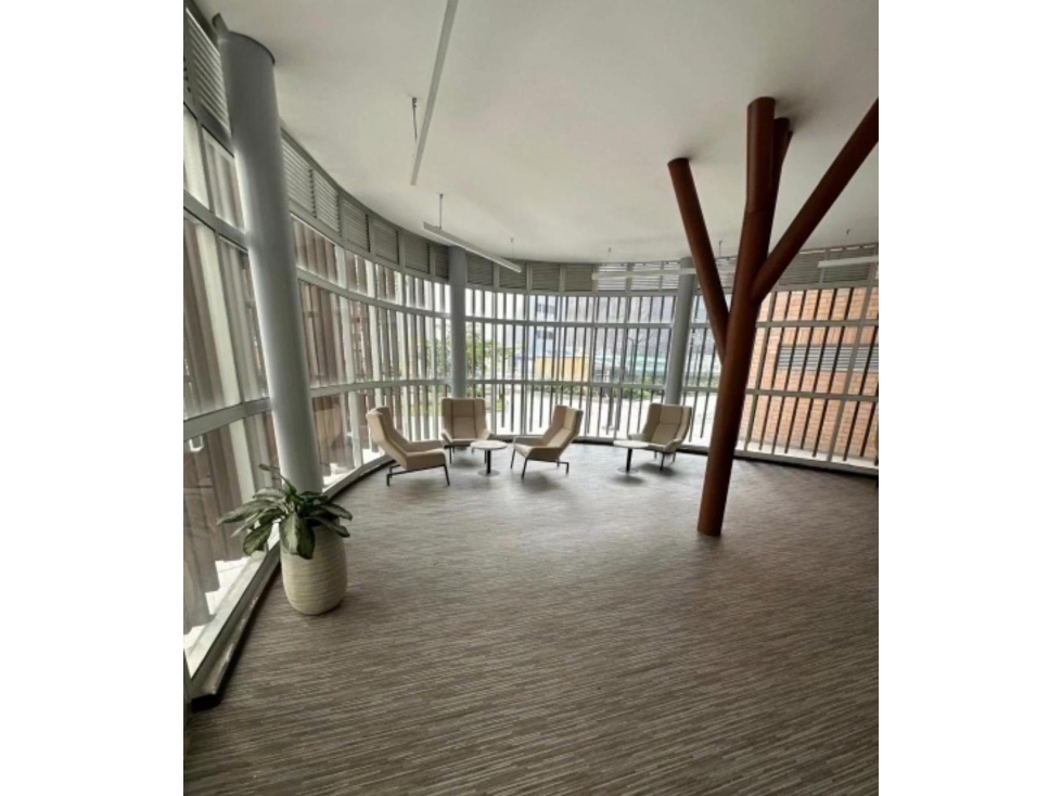 ARRIENDO APARTAMENTO CIUDAD DEL RIO — foto 4