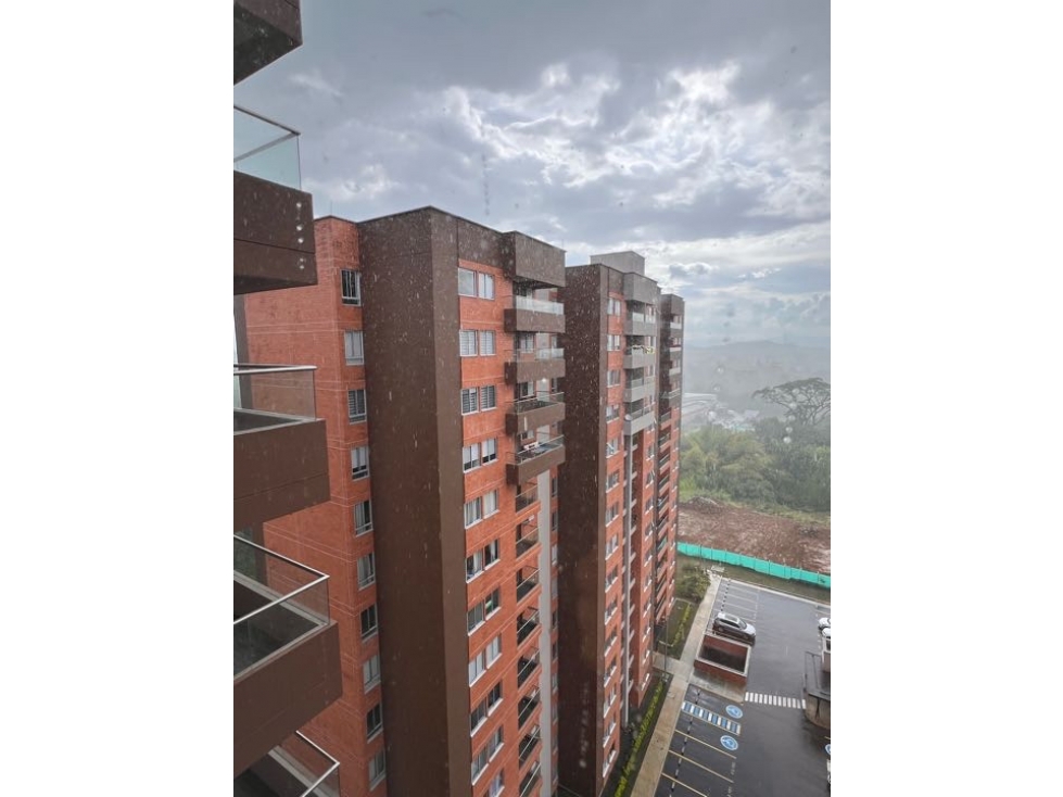 Vendo Apartamento de 2 alcobas Av Sur Pereira — foto 4
