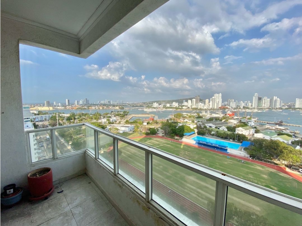 ARRIENDO apartamento de tres habitaciones con alcoba y baño del servic — foto 2