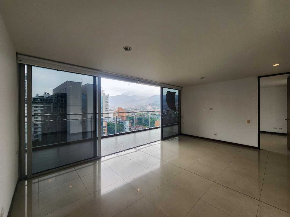 Arriendo Apartamento El Poblado Medellín — foto 3