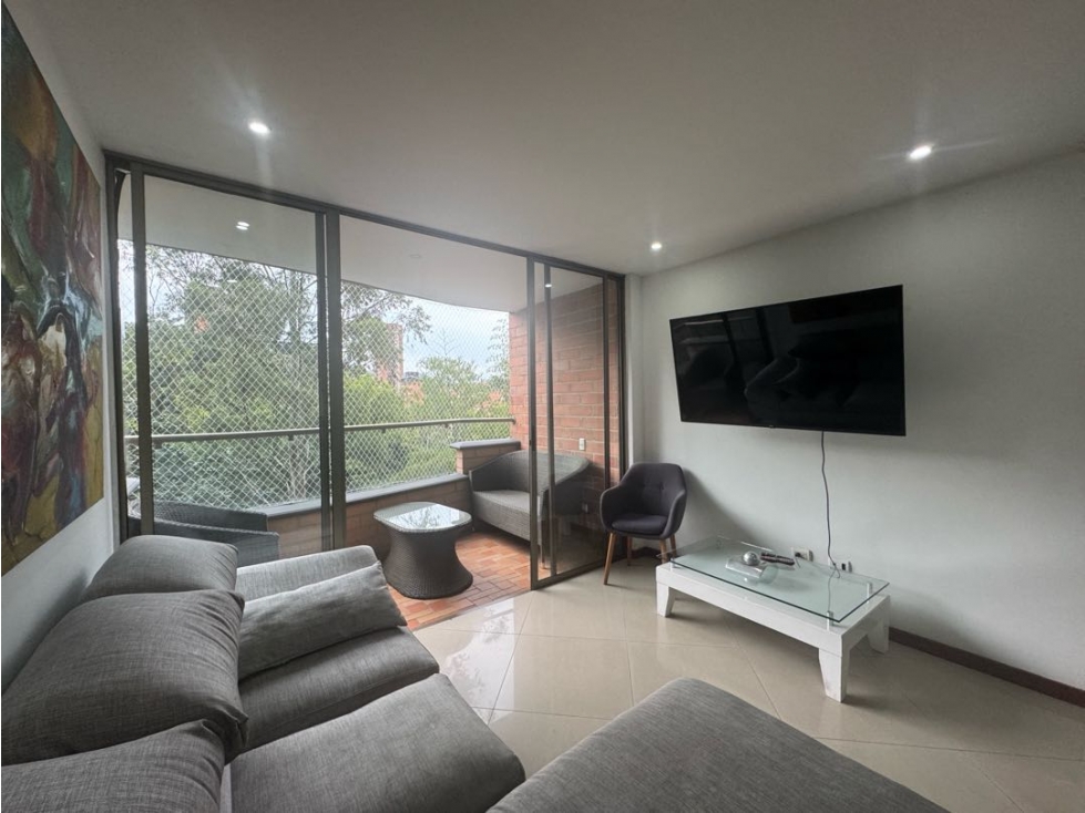 Arriendo apartamento amoblado. El Poblado. Unidad completa. — foto 2