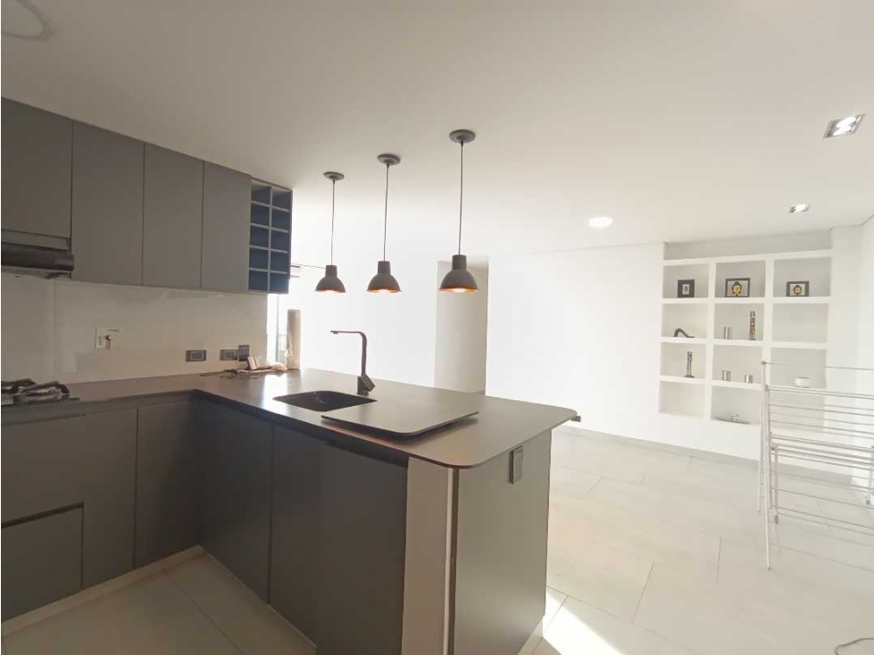 Arriendo Apartamento El Poblado Medellin — foto 3
