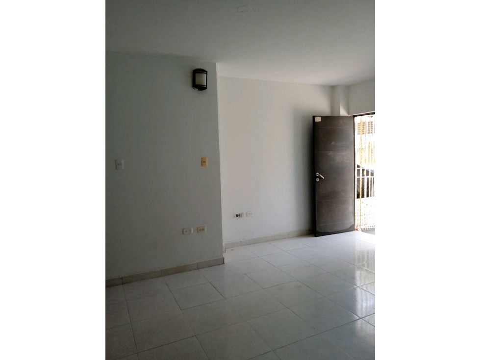 Arriendo Apartamento En Alameda La Victoria — foto 5