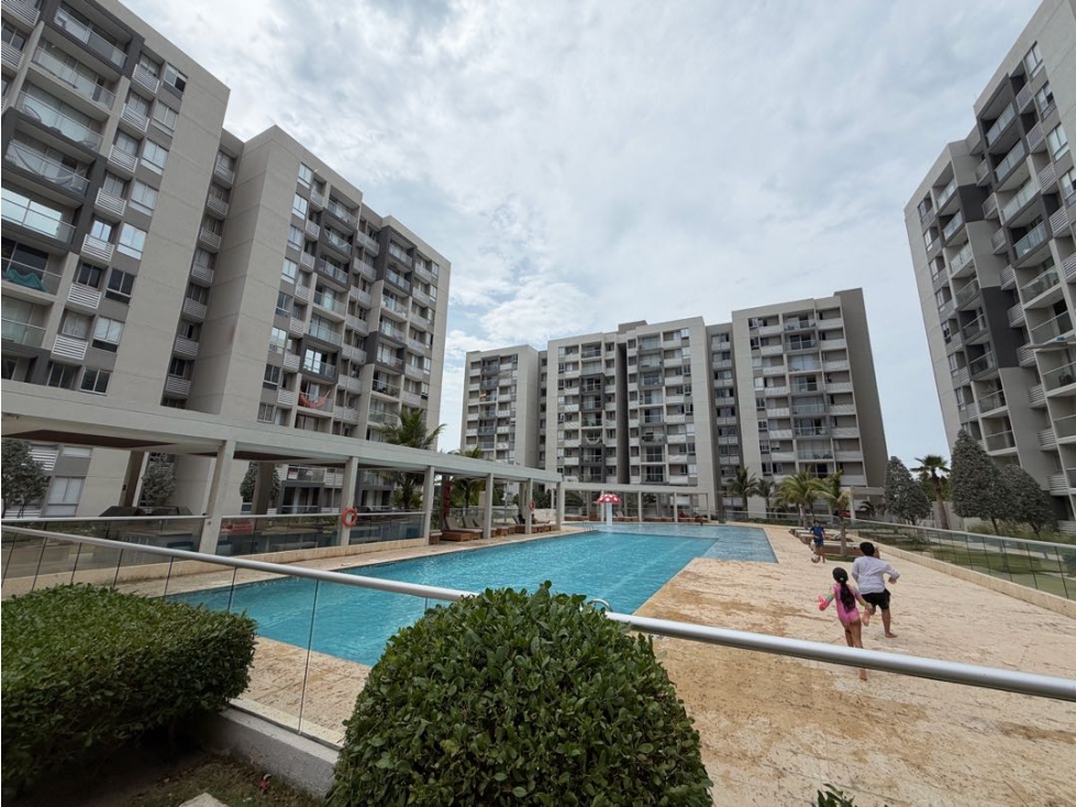 ARRIENDO APARTAMENTO EN ALTOS DE LOS ROSALES