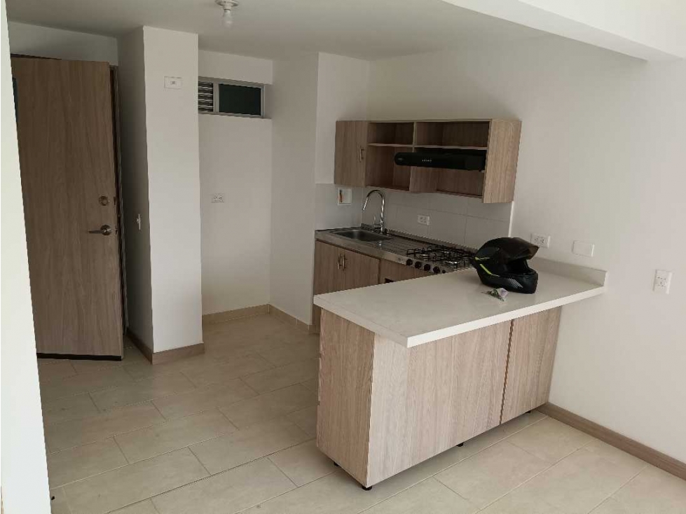 Arriendo apartamento en calasanz — foto 2
