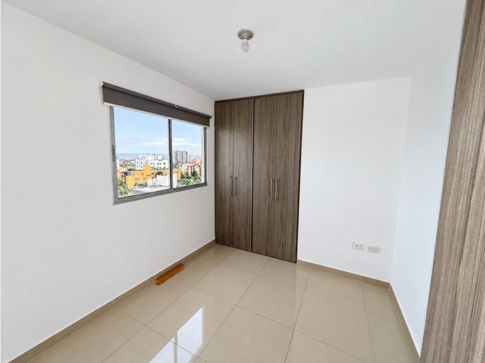 ARRIENDO APARTAMENTO EN CIUDAD JARDÍN — foto 4