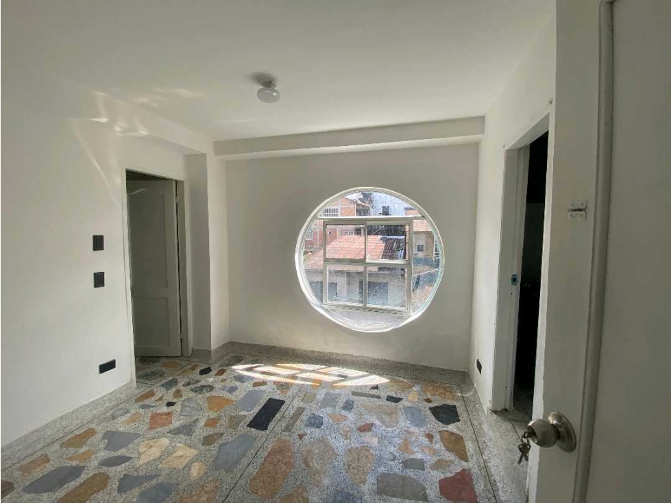 ARRIENDO APARTAMENTO EN EL CENTRO DE QUIBDÓ — foto 2
