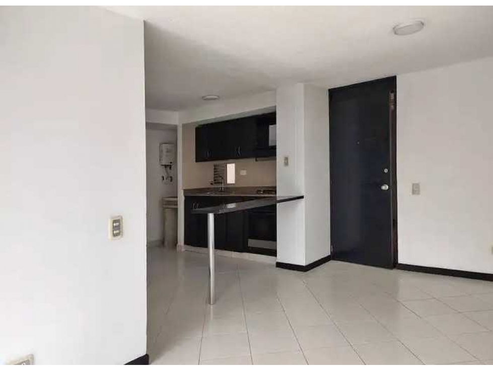 Arriendo apartamento en el centro cerca a tranvia