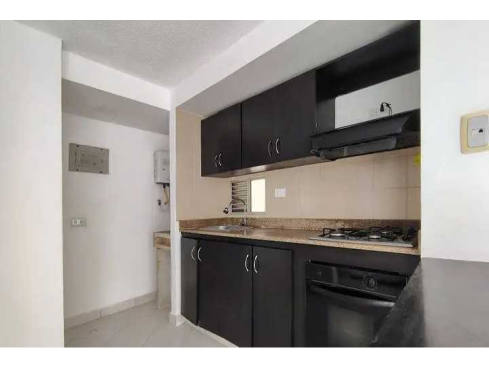 Arriendo apartamento en el centro cerca a tranvia — foto 2