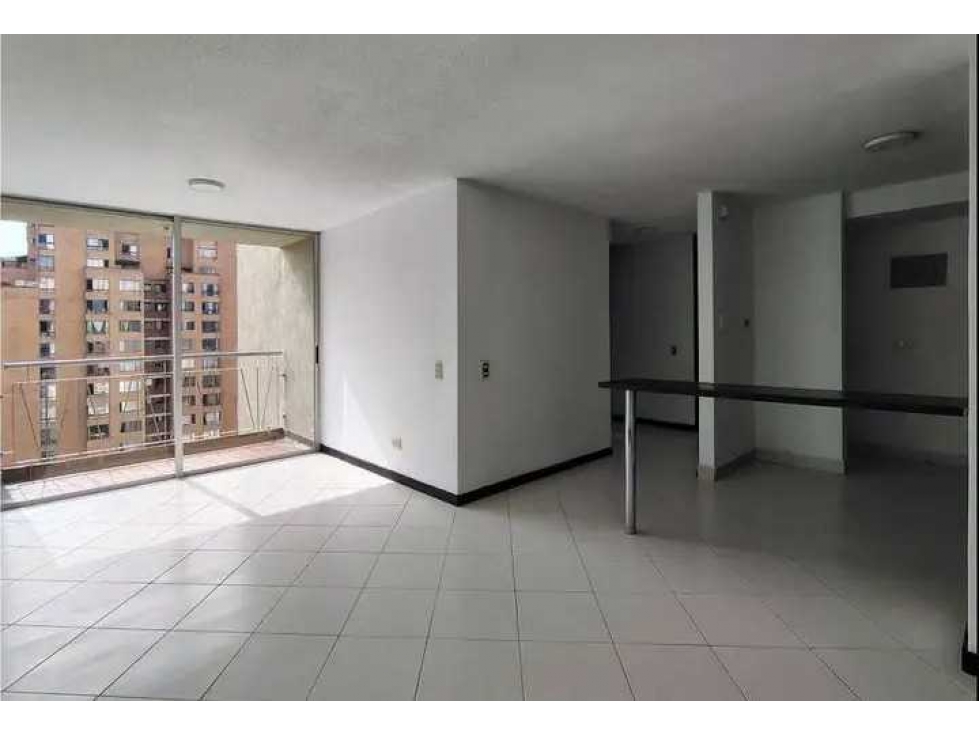 Arriendo apartamento en el centro cerca a tranvia — foto 4