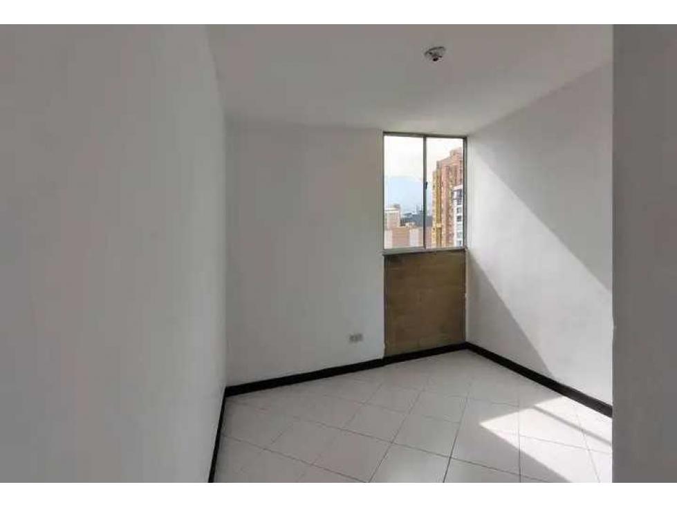 Arriendo apartamento en el centro cerca a tranvia — foto 5