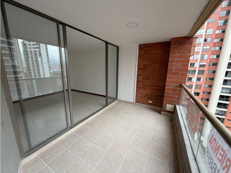 Arriendo Apartamento En el Poblado Santa María De Los Ángeles — foto 2
