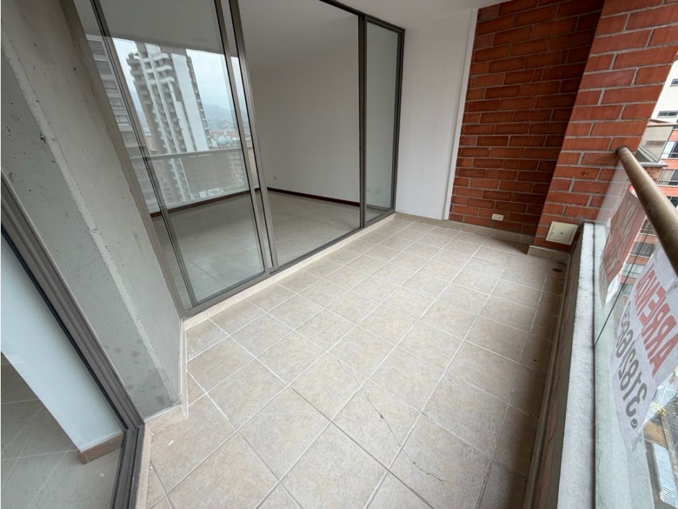 Arriendo Apartamento En el Poblado Santa María De Los Ángeles — foto 3