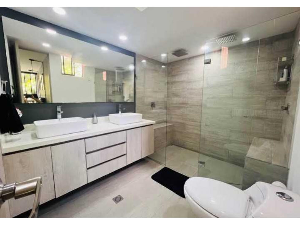 Arriendo Apartamento en el poblado Milla de oro - 4