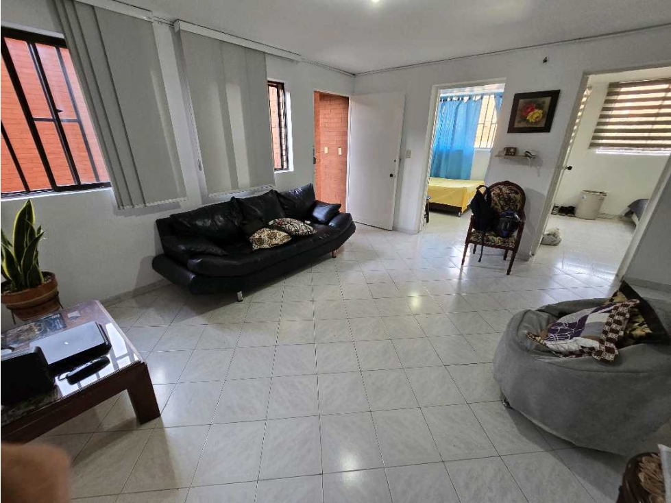 ARRIENDO APARTAMENTO EN EL VELODROMO