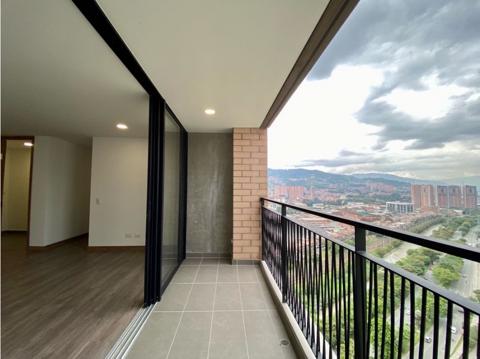 ARRIENDO EN VENTA EN ENVIGADO SECTOR LAS VEGAS P21 - 4