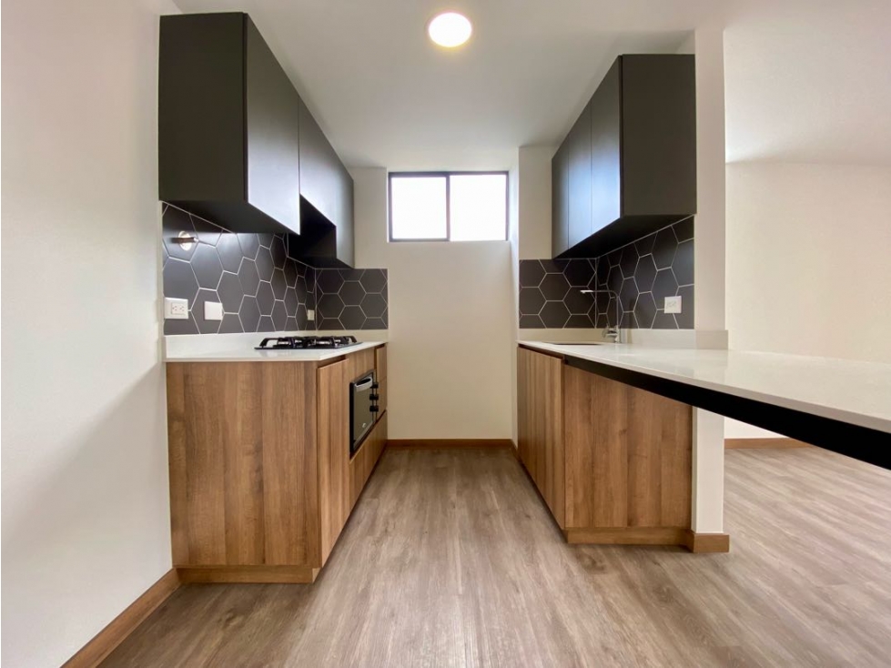ARRIENDO APARTAMENTO EN ENVIGADO A 5 MINUTOS DEL VIVA ENVIGADO P17