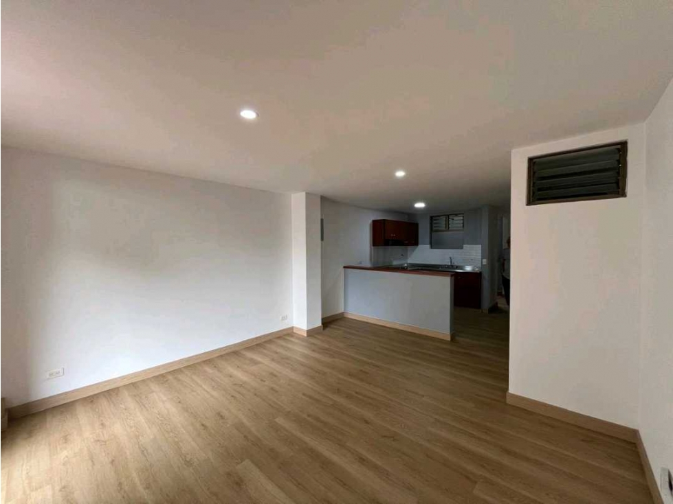 VENDO APARTAMENTO EN ENVIGADO BARRIO MESA — foto 3