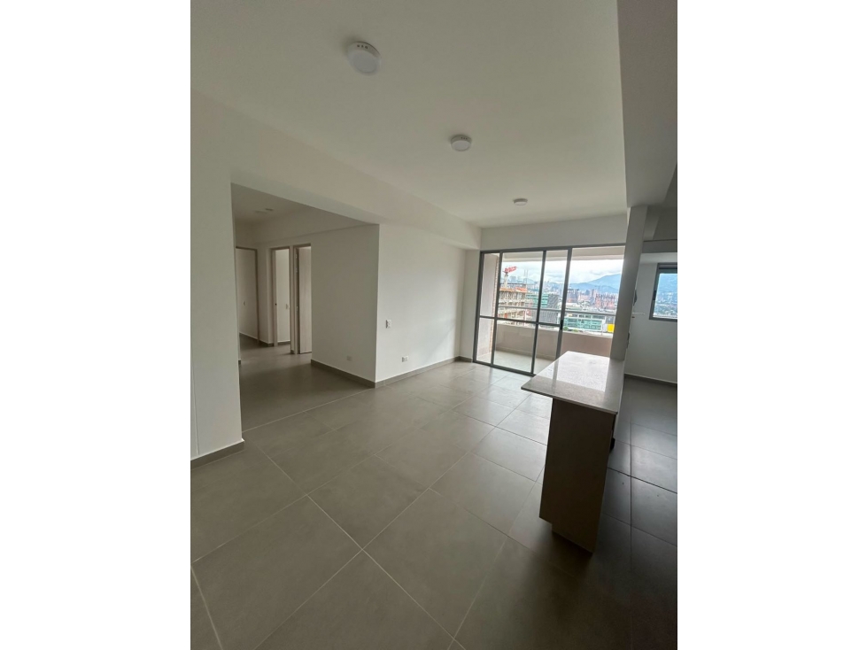 ARRIENDO APARTAMENTO EN ENVIGADO CERCA A CC VIVA Y AV VEGAS, ZONA PLA — foto 3