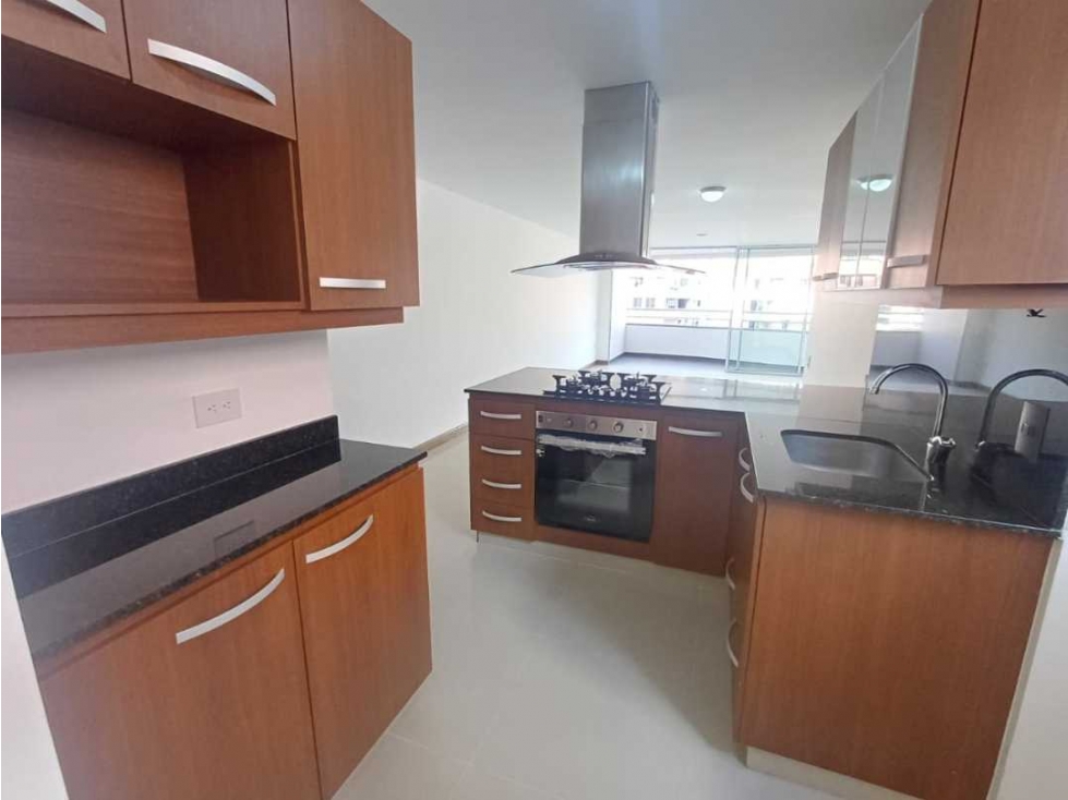 Arriendo apartamento en Envigado sector cumbres — foto 2