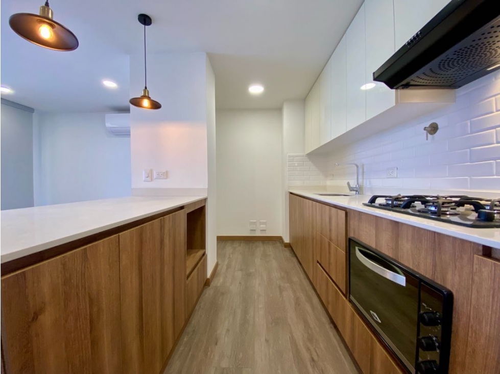 ARRIENDO APARTAMENTO EN ENVIGADO AV DE LAS VEGAS P15