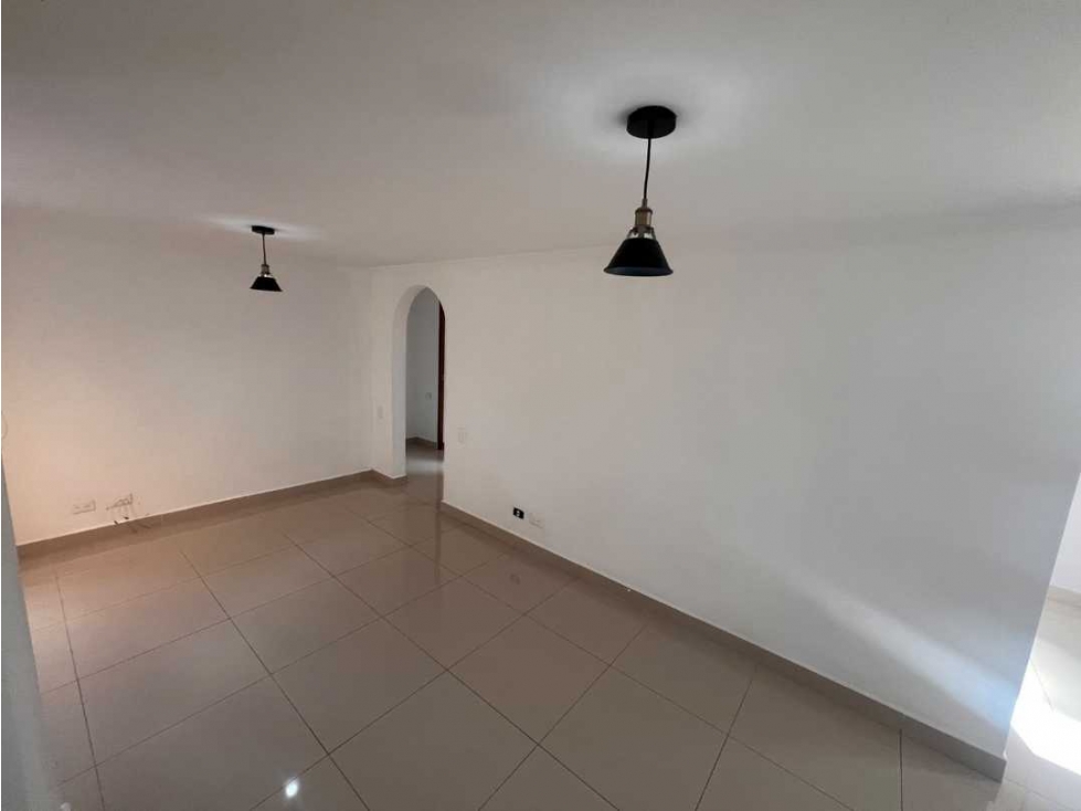 Arriendo Apartamento en Envigado camino verde — foto 4
