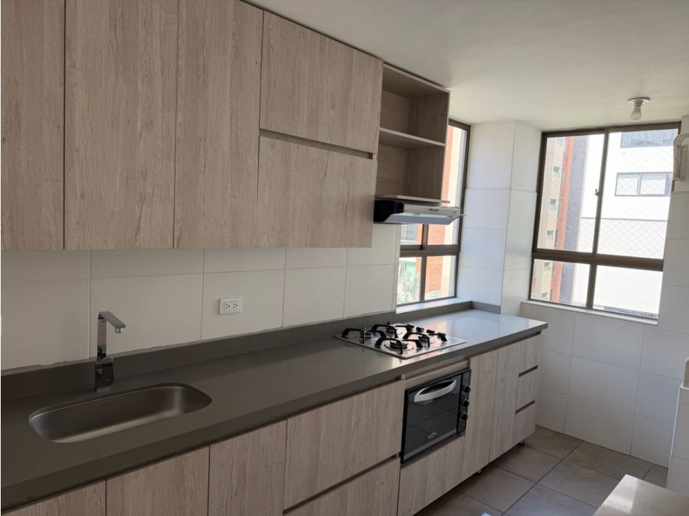 Arriendo Apartamento en Envigado zuñiga cerca al jumbo de las vegas