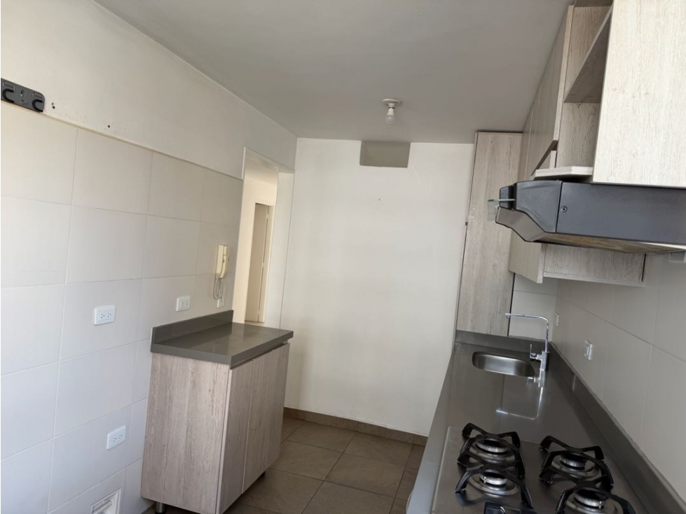 Arriendo Apartamento en Envigado zuñiga cerca al jumbo de las vegas — foto 4
