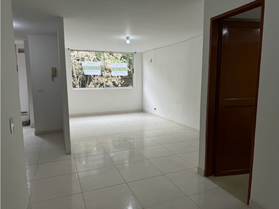 Arriendo apartamento en La Castellana — foto 2