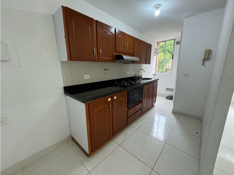 Arriendo apartamento en La Castellana — foto 5