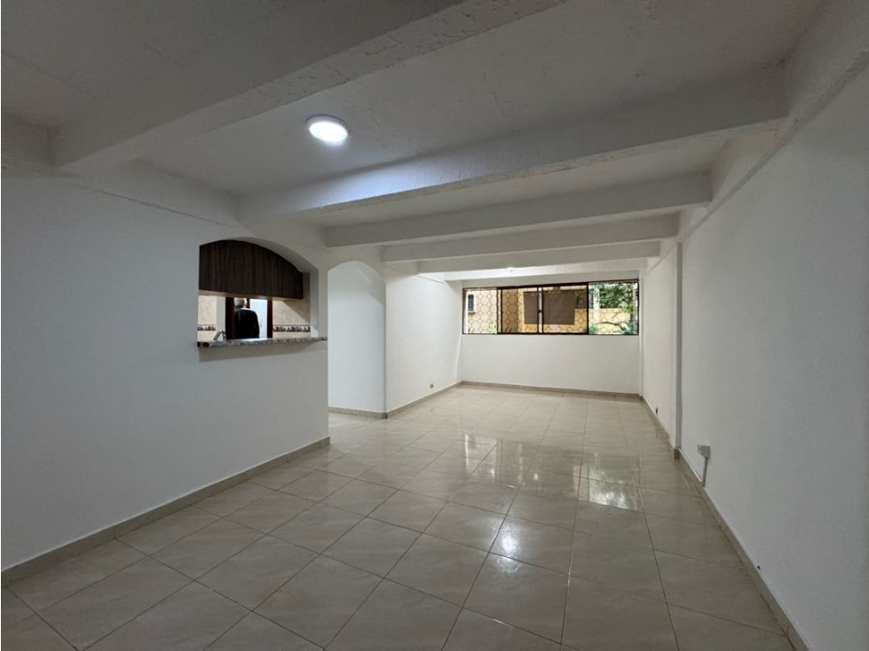 ARRIENDO APARTAMENTO EN LA CONCEPCIÓN