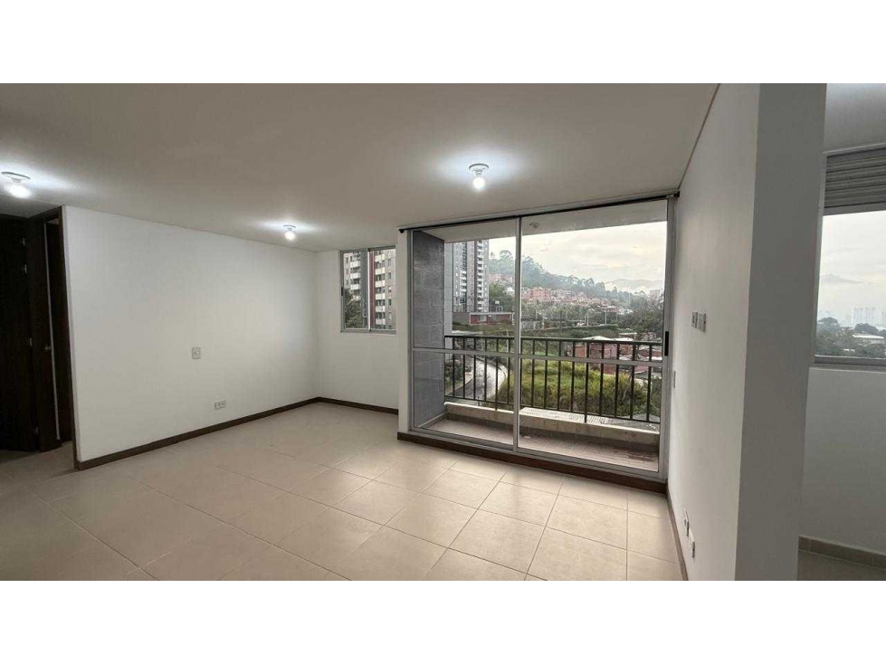 ARRIENDO APARTAMENTO EN LA ESTRELLA