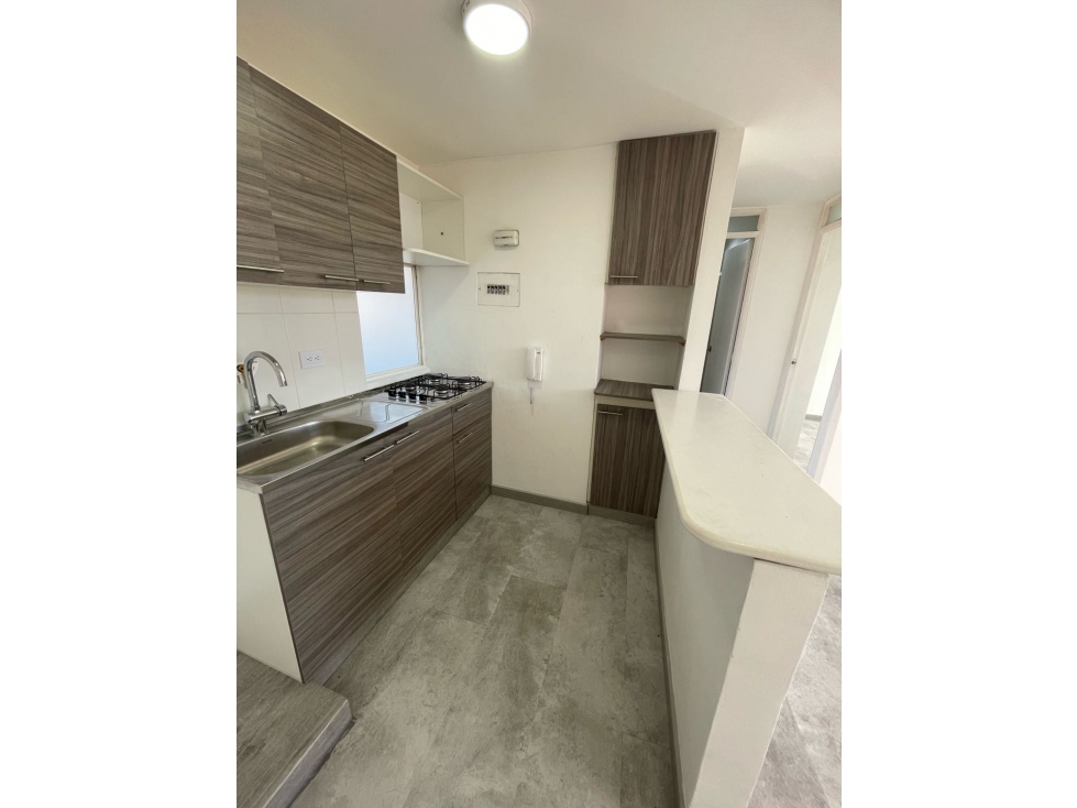 ARRIENDO LINDO APARTAMENTO EN LA FLORESTA — foto 2