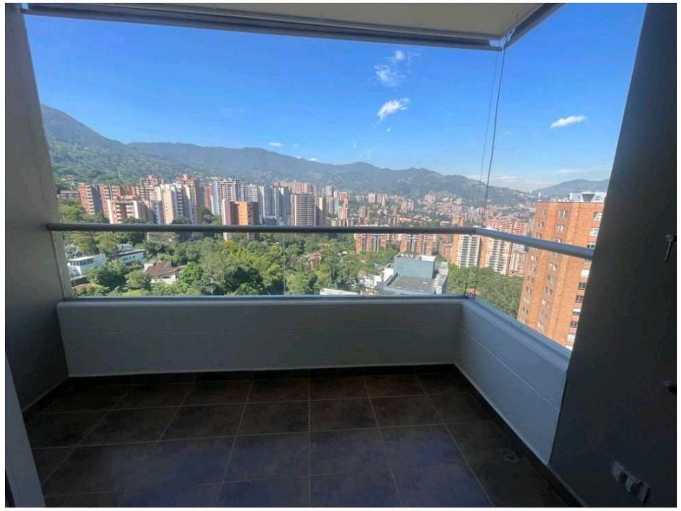 ARRIENDO APARTAMENTO EN LA LOMA DEL ESMERALDAL.
