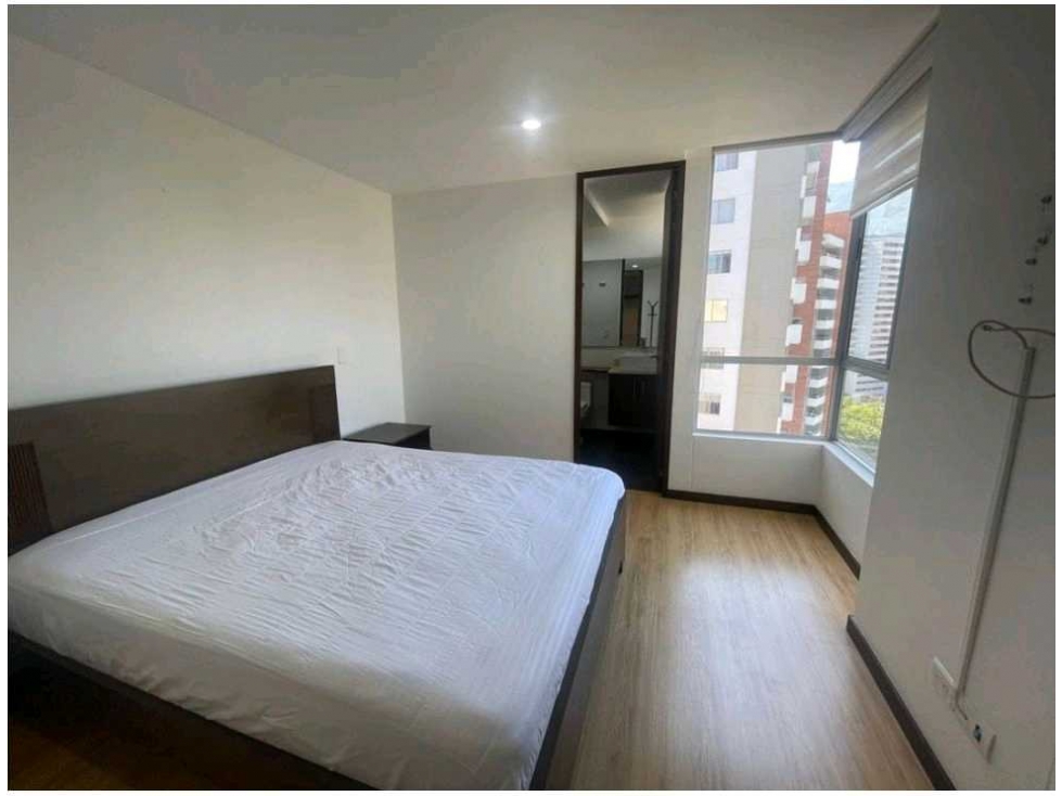 ARRIENDO APARTAMENTO EN LA LOMA DEL ESMERALDAL. — foto 5