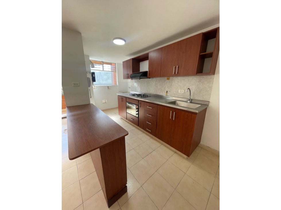 ARRIENDO APARTAMENTO EN LAURELES