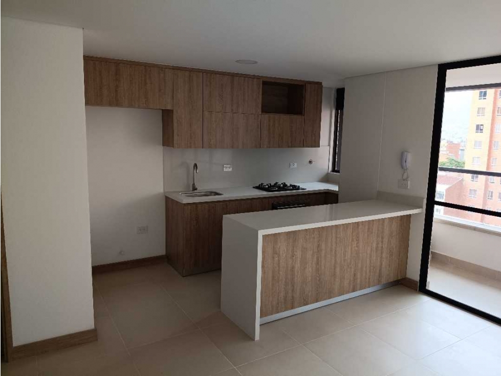 Arriendo apartamento en Laureles para estrenar — foto 4