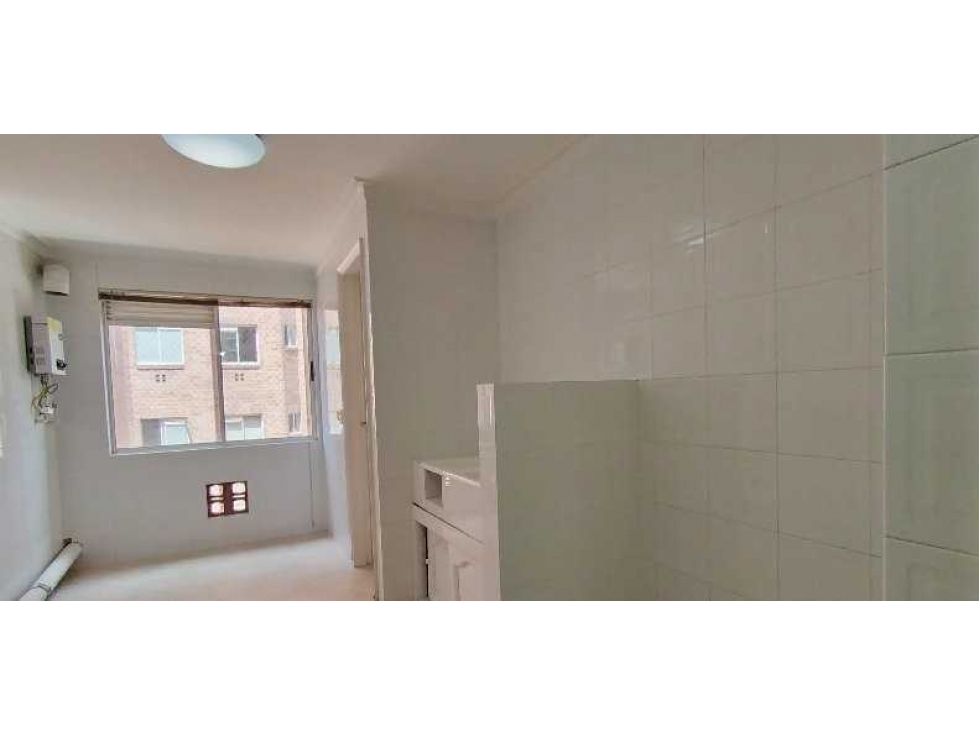Arriendo apartamento en laureles — foto 5