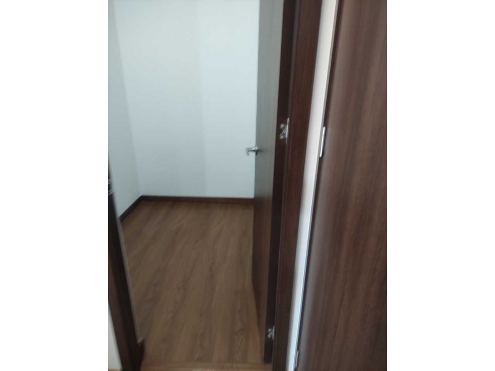 Arriendo apartamento en Loma del Esmeraldal P10 C7250314 — foto 2