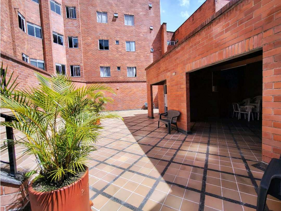 ARRIENDO APARTAMENTO EN MEDELLÍN SECTOR LAURELES SEGUNDO PARQUE — foto 3