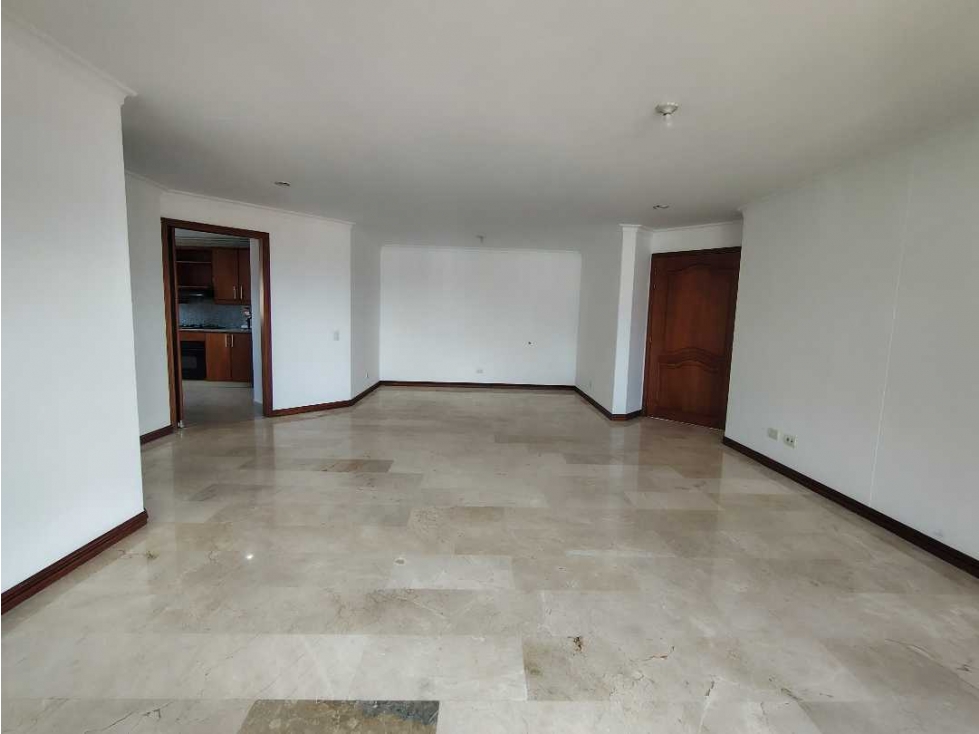 ARRIENDO APARTAMENTO EN MEDELLÍN SECTOR LAURELES SEGUNDO PARQUE — foto 6